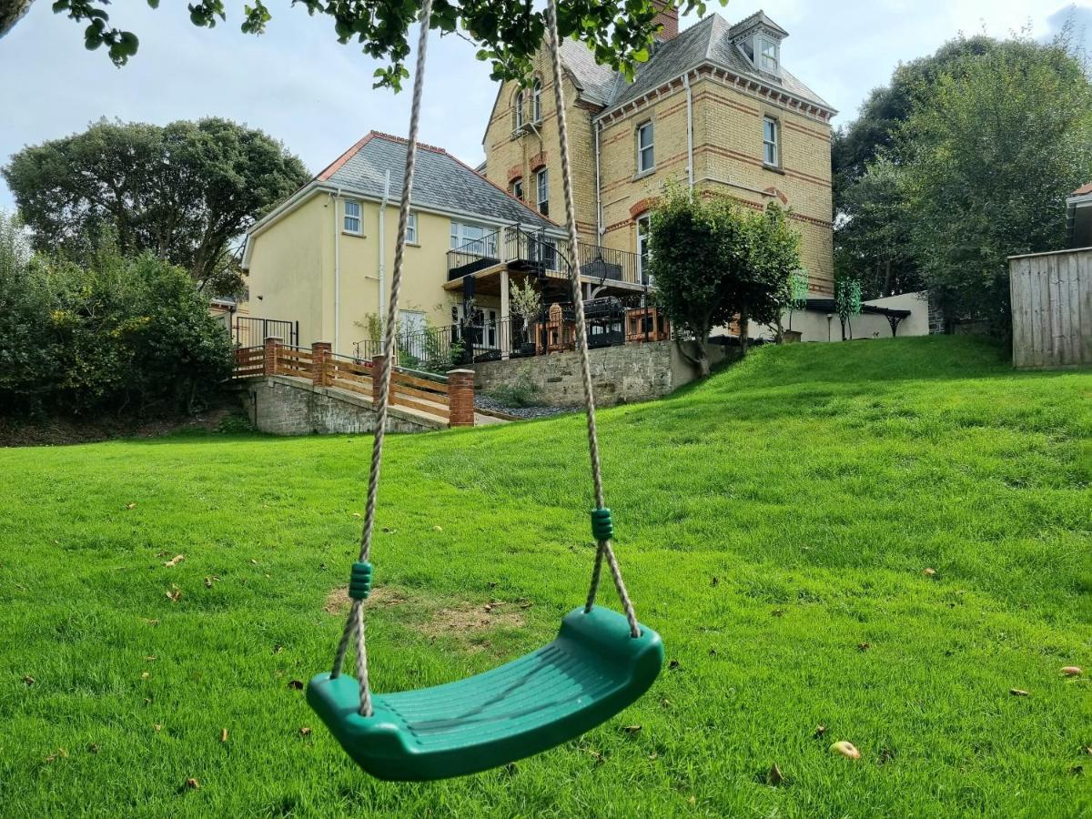 Exquisite 10 Bed Villa Hot Tub And Games Room Barnstaple Kültér fotó